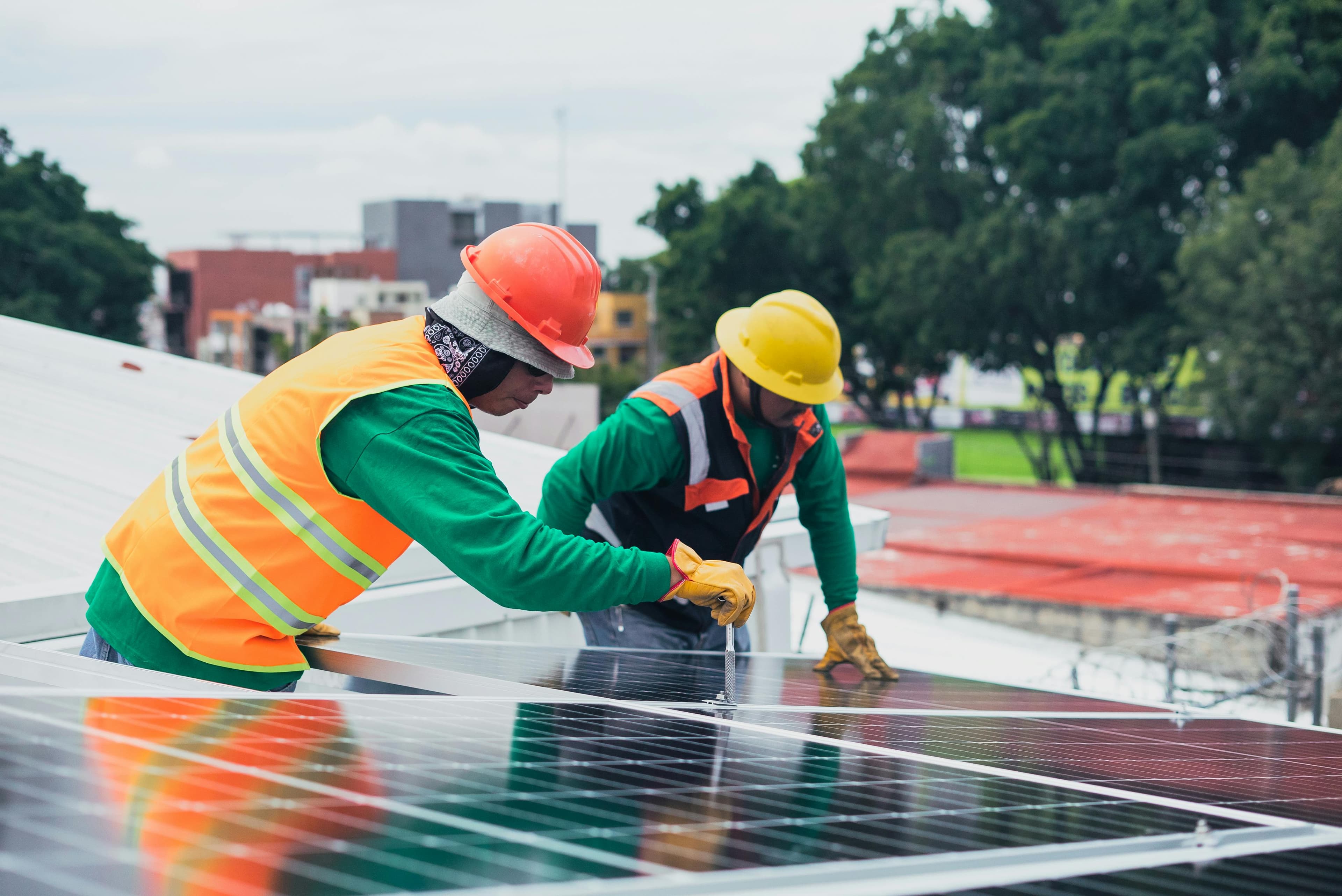 Solar operations and maintenance service